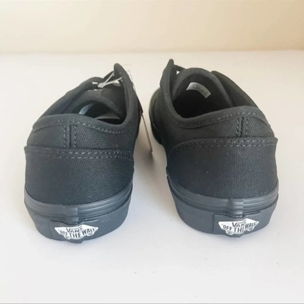 Vans Atwood Canvas Skate Shoes Sneakers Lace Up Black on Black‎ Youth Size 13.5